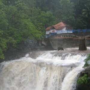 dhootpapeshwar-temple